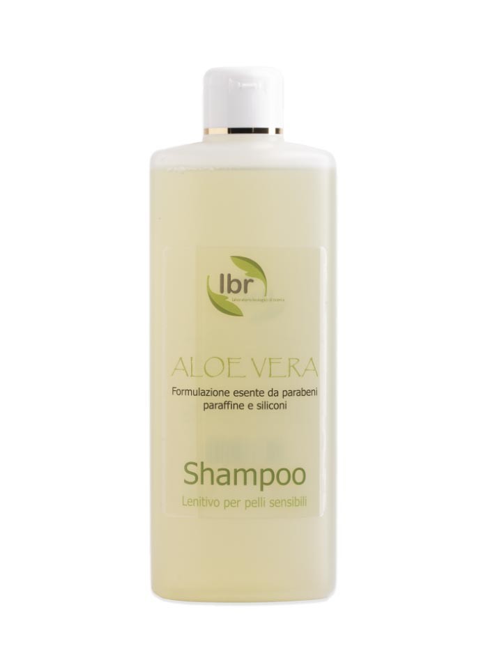 Shampoo lenitivo per pelli sensibili, formulazione esente da parabeni,  siliconi e paraffine.